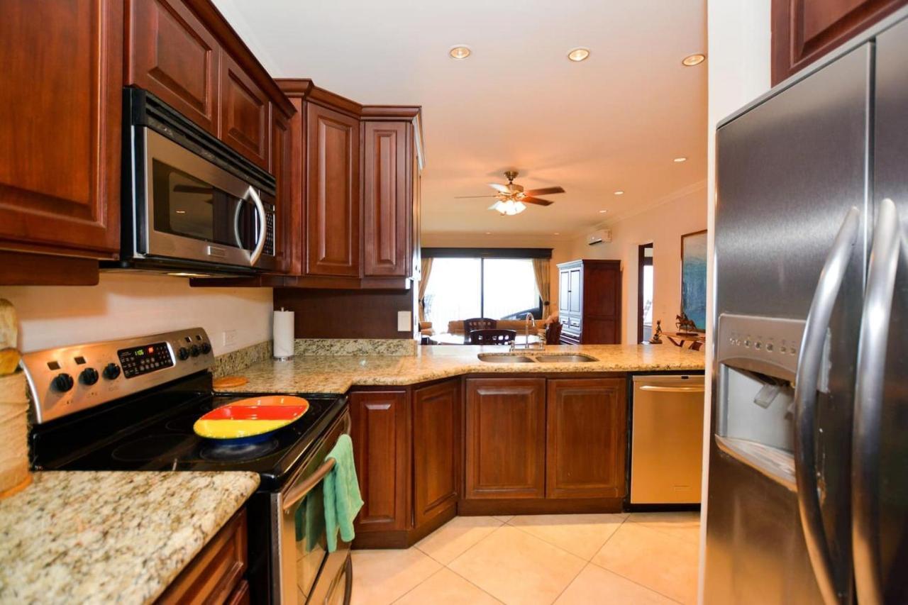 Exquisitely Decorated 5Th-Floor Aerie With Views Of Two Bays In Flamingo Villa Playa Flamingo Exterior foto